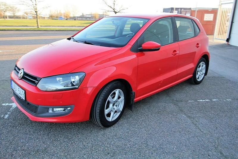 Begagnad VW Polo Comfortline 90 HK (66 kW) 2011 Sedan