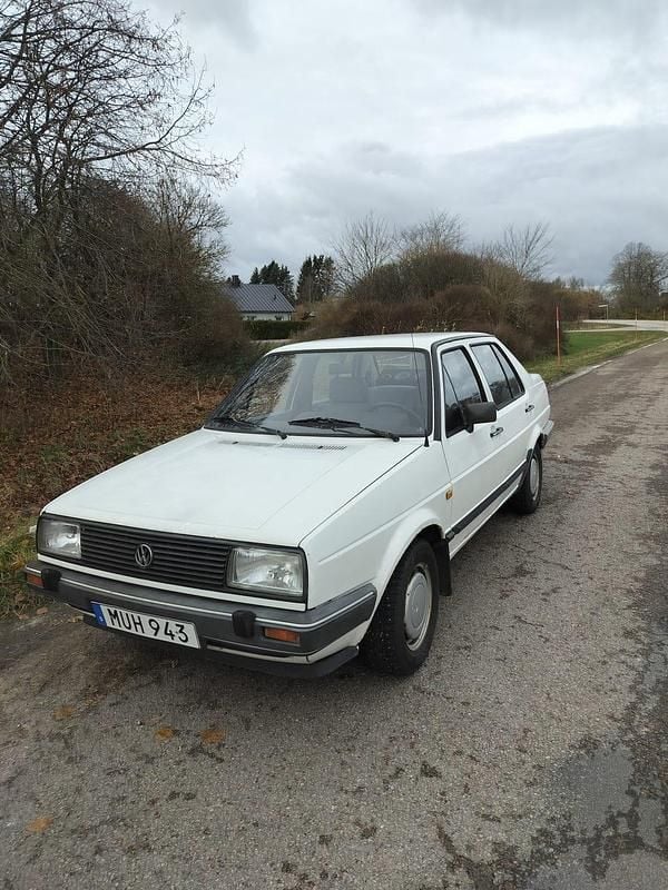 Begagnad VW Jetta 75 HK (55 kW) 1987 Sedan