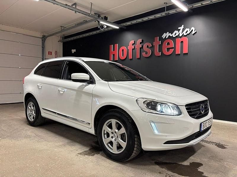 Vit Begagnad 2016 Volvo XC60 Standard SUV | 189 900 kr (Marknadspris) - Bild 1/4