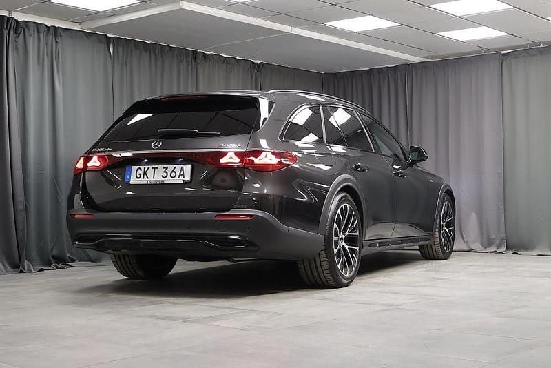 Begagnad Mercedes E300 Premium 313 HK (230 kW) 2025 Grå Kombi