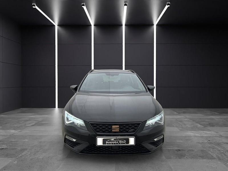 Begagnad Seat Leon ST Beats 301 HK (221 kW) 2019 Svart Kombi