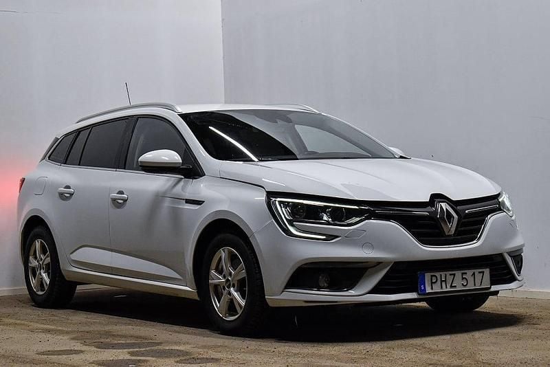 Vit Begagnad 2017 Renault Mégane GrandTour Kombi | 114 900 kr (Marknadspris) - Bild 1/4