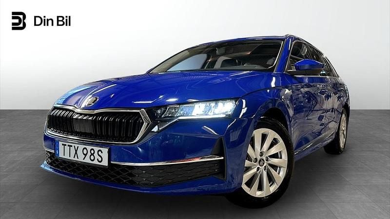 Blå Begagnad 2025 Skoda Octavia Kombi | 289 900 kr - Bild 1/4