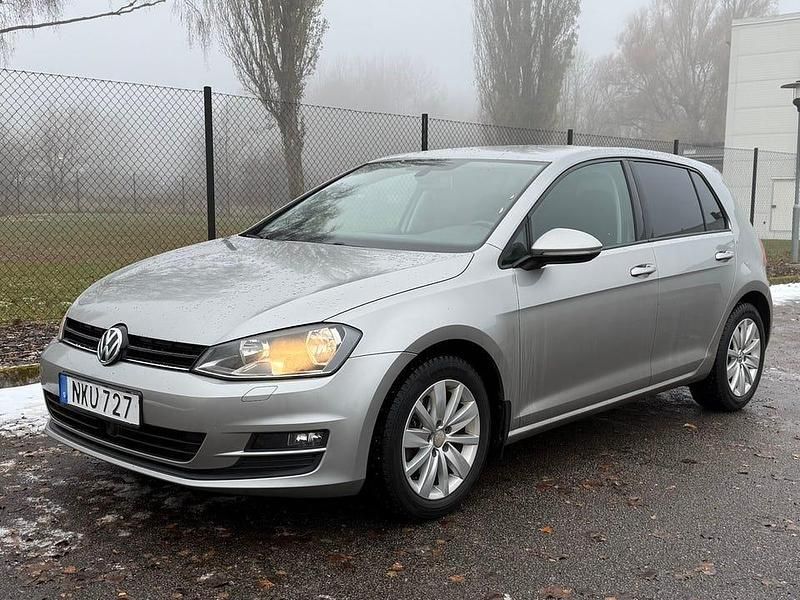 Begagnad 2013 VW Golf VII Halvkombi | 79 900 kr (Marknadspris) - Bild 1/4