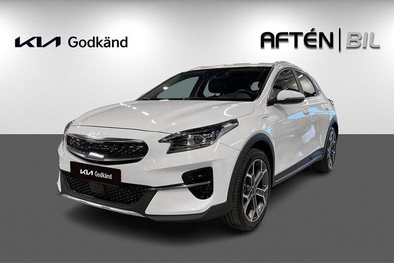 Vit (casa white) Begagnad 2022 Kia XCeed Advance SUV | 259 800 kr (Marknadspris) - Bild 1/3