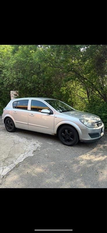 Grå Begagnad 2006 Opel Astra Halvkombi | 14 999 kr (Bra pris) - Bild 1/2