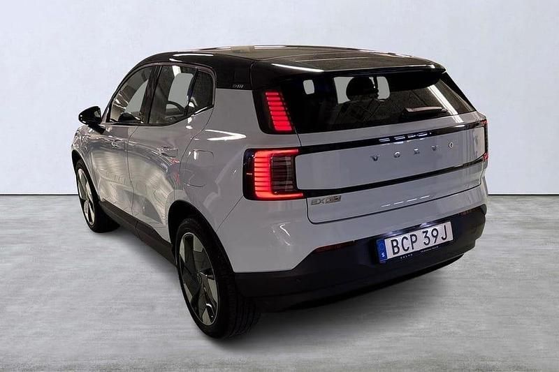 Begagnad Volvo EX30 Plus 202 kW (275 HK) 2025 Blå SUV