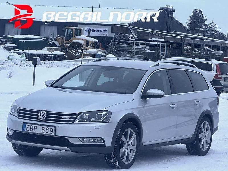 Silver Begagnad 2014 VW Passat Alltrack Kombi | 109 500 kr (Marknadspris) - Bild 1/2