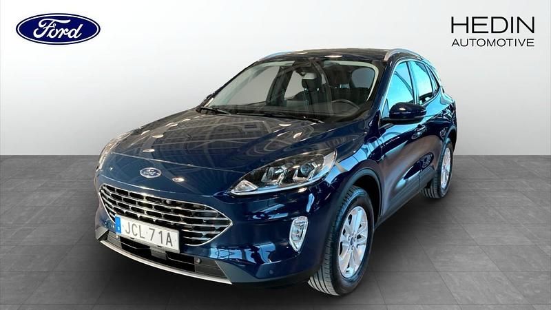 Blå (blue) Begagnad 2022 Ford Kuga Business Edition SUV | 269 900 kr (Marknadspris) - Bild 1/4