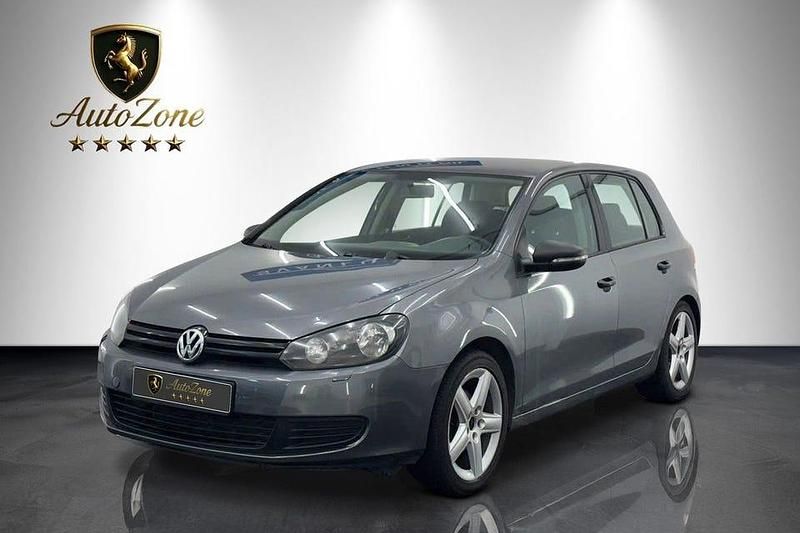 Grå Begagnad 2011 VW Golf VI Halvkombi | 27 800 kr (Superpris) - Bild 1/4