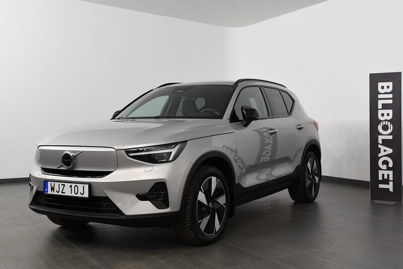 Silver Begagnad 2024 Volvo XC40 Plus SUV | 499 800 kr - Bild 1/4