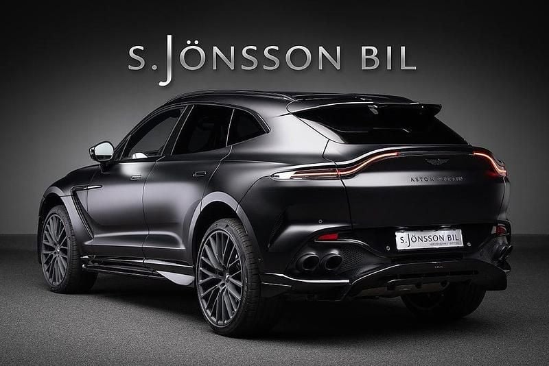 Begagnad Aston Martin DBX 707 707 HK (519 kW) 2023 Satin onyx black SUV