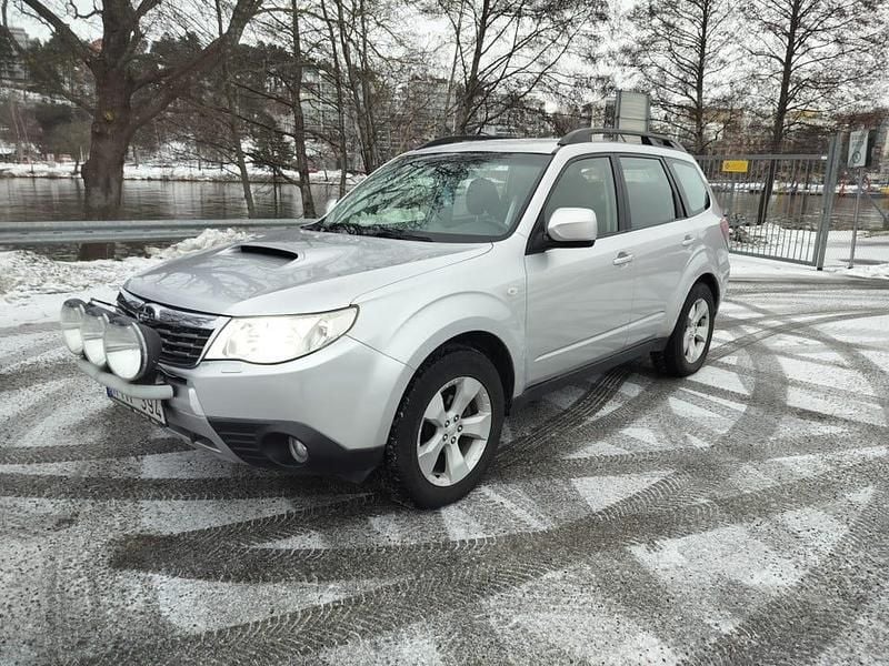 Begagnad Subaru Forester 147 HK (108 kW) 2010 SUV