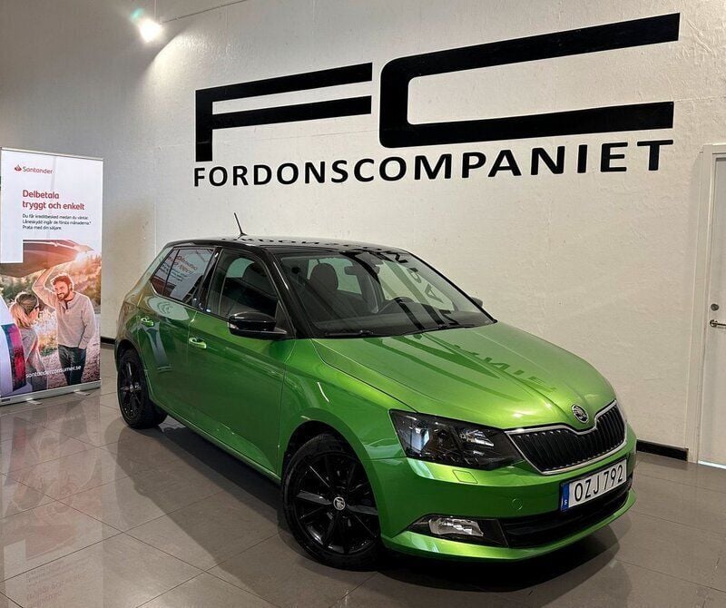 Grön Begagnad 2018 Skoda Fabia Sport Halvkombi | 124 900 kr (Marknadspris) - Bild 1/4