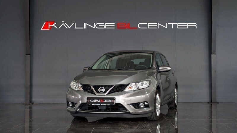 Grå Begagnad 2015 Nissan Pulsar Halvkombi | 84 900 kr (Marknadspris) - Bild 1/4