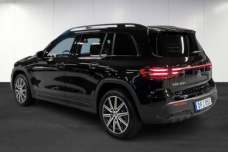 Begagnad Mercedes EQB250+ Edition 139 kW (190 HK) 2025 Svart SUV