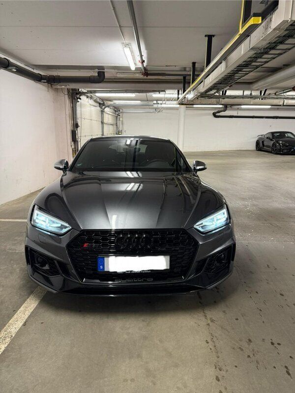 Grå Begagnad 2019 Audi RS5 Sportback Halvkombi | 600 000 kr - Bild 1/4