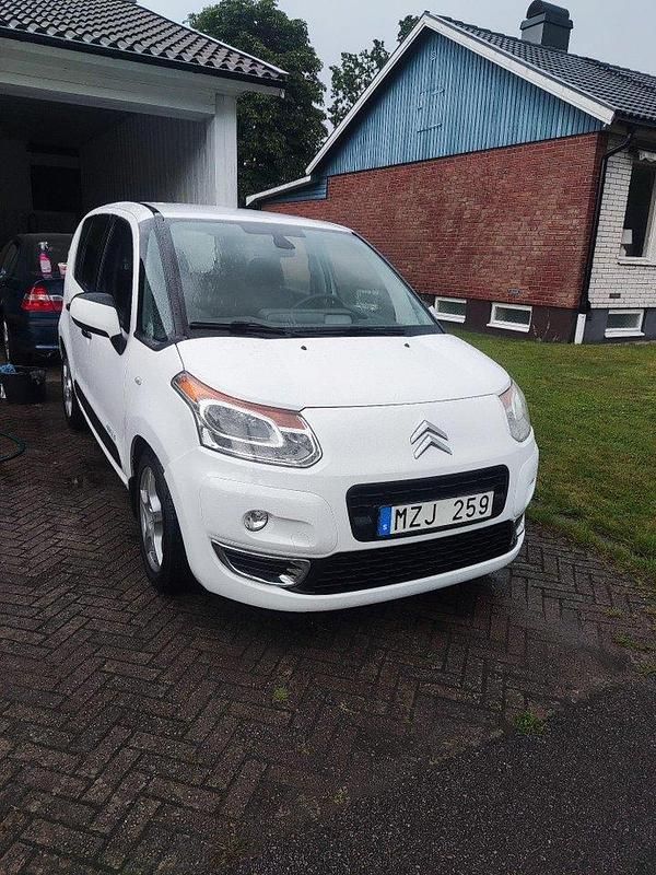 Vit Begagnad 2012 Citroën C3 Picasso Minibuss | 40 000 kr - Bild 1/4