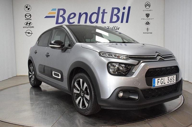 Grå Begagnad 2024 Citroën C3 PureTech Halvkombi | 154 500 kr (Marknadspris) - Bild 1/3
