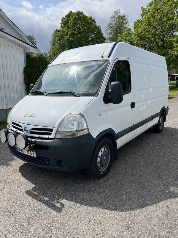 Vit Begagnad 2009 Nissan Interstar Van | 49 500 kr - Bild 1/4