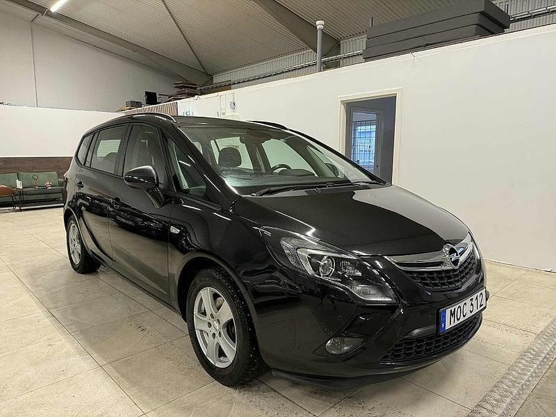 Svart Begagnad 2014 Opel Zafira Tourer Enjoy Minibuss | 69 900 kr (Bra pris) - Bild 1/4