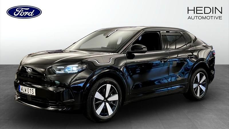 Svart (black) Begagnad 2024 Ford Capri SUV | 499 000 kr (Marknadspris) - Bild 1/4