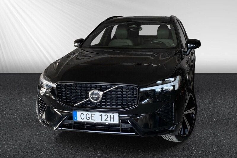 Svart Begagnad 2022 Volvo XC60 R-Design SUV | 419 900 kr (Superpris) - Bild 1/4