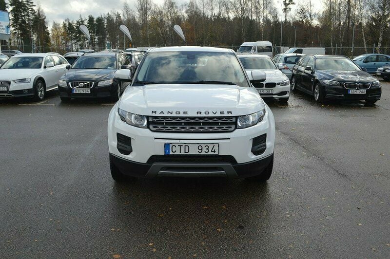 Vit Begagnad 2012 Land Rover Range Rover evoque Pure Sedan | 209 900 kr - Bild 1/4