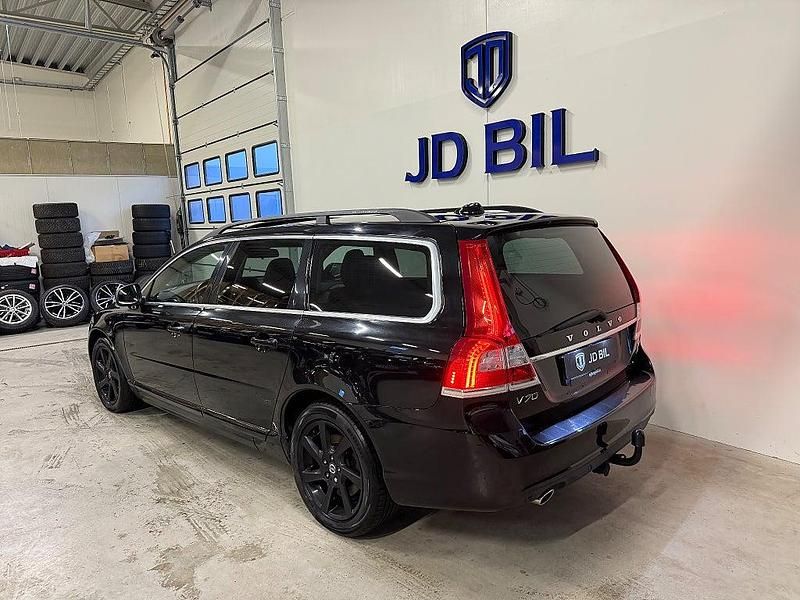 Begagnad Volvo V70 Momentum 181 HK (133 kW) 2014 Svart Kombi