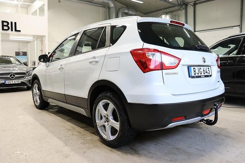 Begagnad Suzuki SX4 120 HK (88 kW) 2014 Vit Kombi