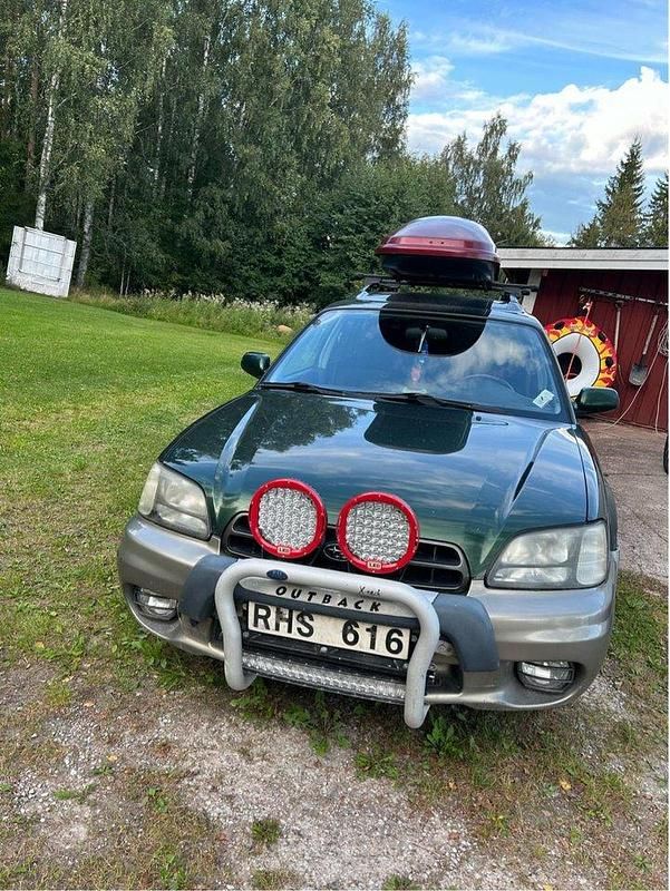Grön Begagnad 2000 Subaru Outback SUV | 12 000 kr - Bild 1/2