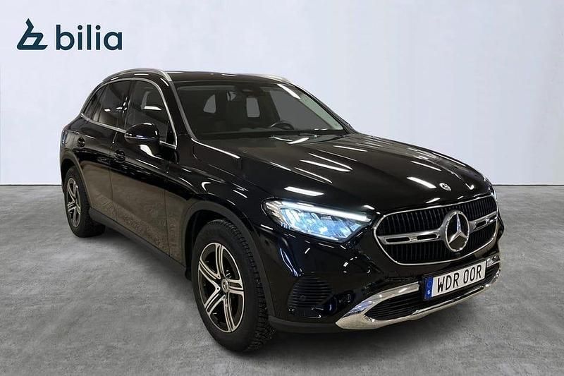 Begagnad Mercedes GLC220 200 HK (147 kW) 2022 Svart SUV
