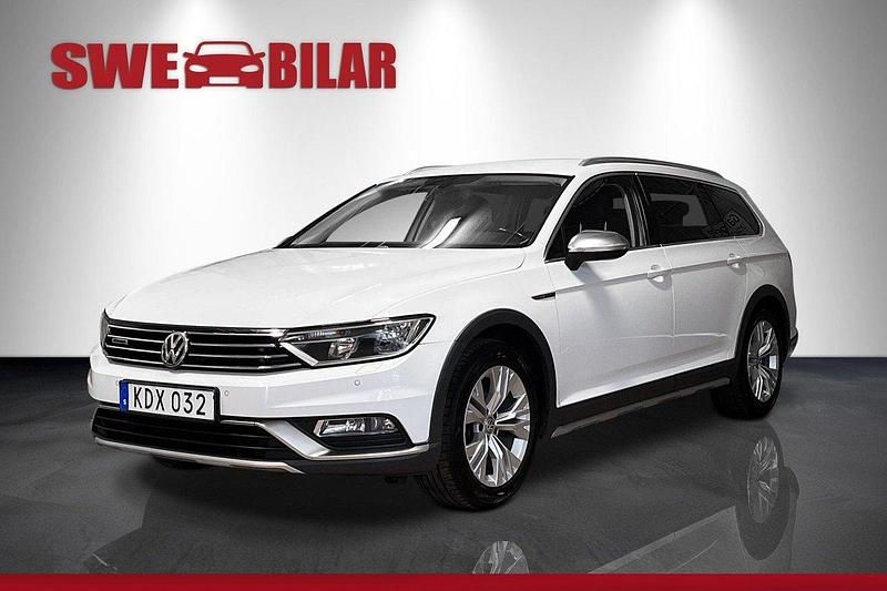 Vit Begagnad 2015 VW Passat Alltrack Kombi | 159 900 kr (Dyr) - Bild 1/4