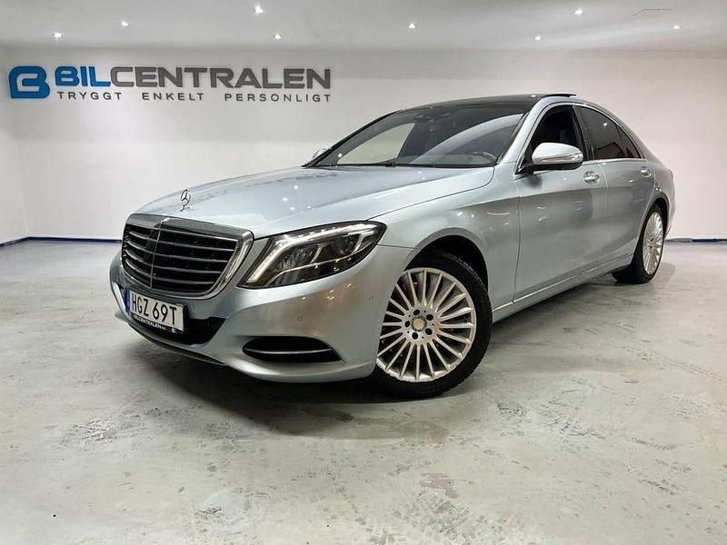 Silver Begagnad 2014 Mercedes S500 Sedan | 429 900 kr (Marknadspris) - Bild 1/4
