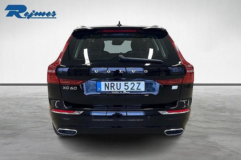 Begagnad Volvo XC60 Inscription 253 HK (186 kW) 2020 Svart SUV