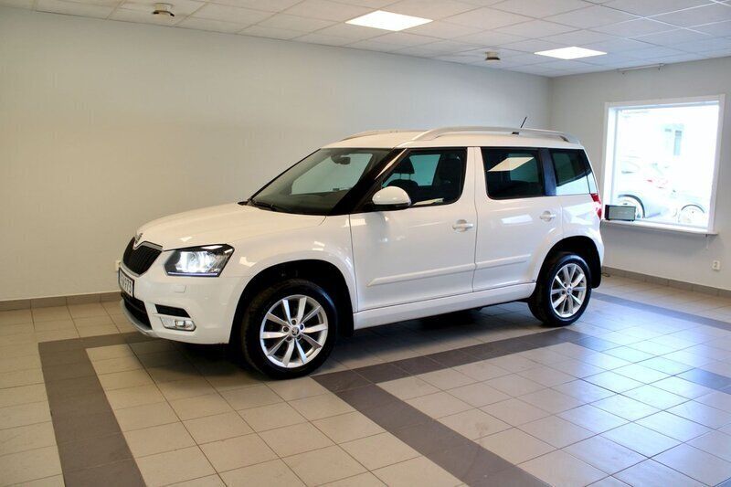 Vit Begagnad 2017 Skoda Yeti SUV | 179 900 kr (Marknadspris) - Bild 1/4