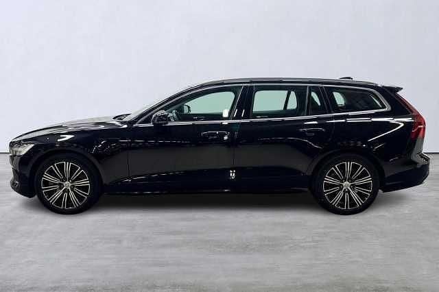 Begagnad Volvo V60 Inscription 341 HK (250 kW) 2020 Svart Kombi