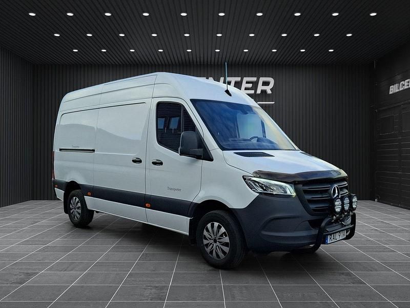 Vit Begagnad 2023 Mercedes Sprinter Van | 429 900 kr (Bra pris) - Bild 1/4