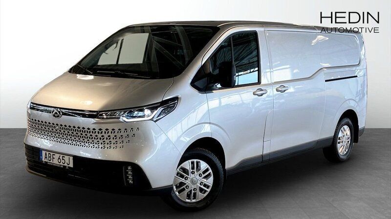 Grå (grey) Begagnad 2023 Maxus eDeliver 7 Van | 574 875 kr - Bild 1/4