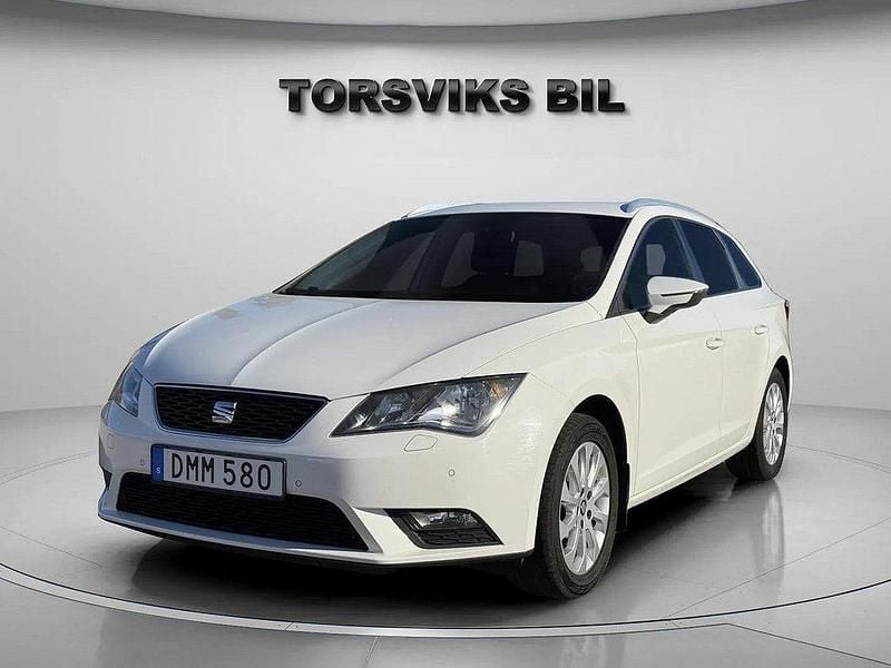 Vit Begagnad 2016 Seat Leon ST Style Kombi | 129 900 kr (Marknadspris) - Bild 1/4