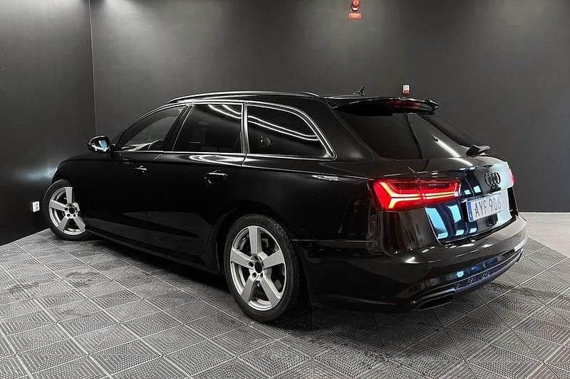 Begagnad Audi A6 313 HK (230 kW) 2012 Svart Kombi