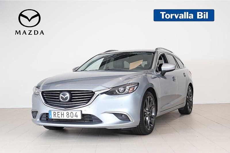 Grå Begagnad 2015 Mazda 6 Optimum Kombi | 139 900 kr (Marknadspris) - Bild 1/4