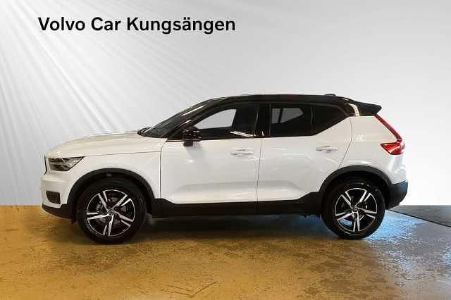 Begagnad Volvo XC40 R-Design 158 HK (116 kW) 2018 Vit SUV