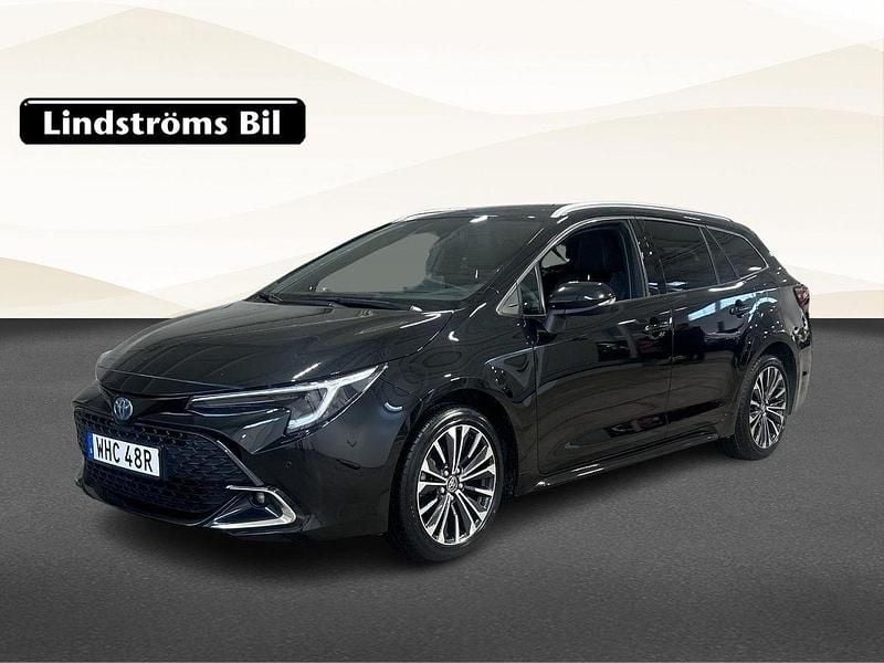 Svart Begagnad 2025 Toyota Corolla Style Kombi | 339 900 kr (Lite dyr) - Bild 1/3