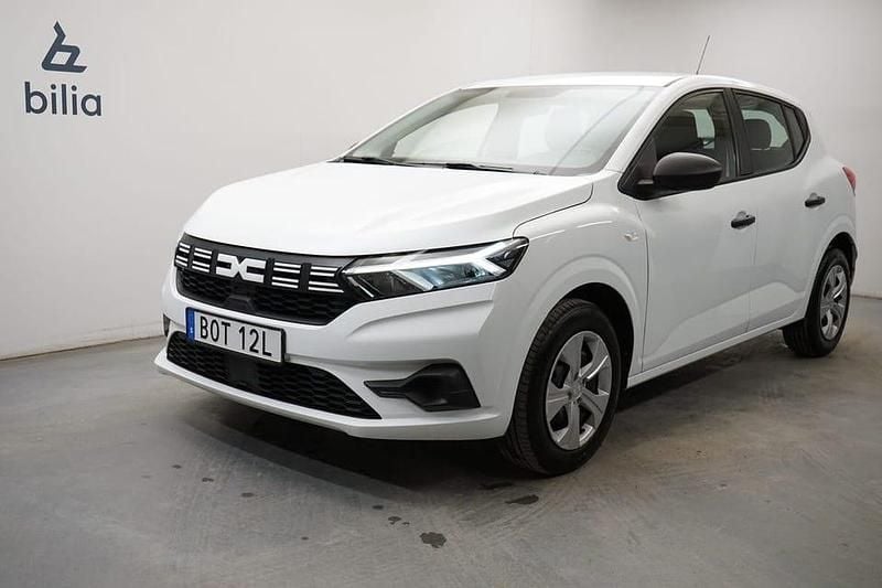 Begagnad Dacia Sandero Essentiel 91 HK (66 kW) 2022 Vit Halvkombi