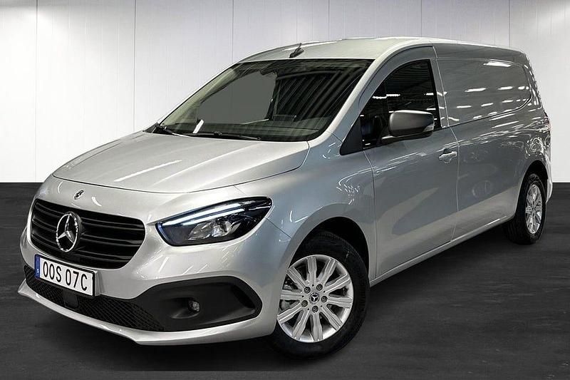 Silver Ny 2025 Mercedes Citan 110 Edition Van | 363 461 kr (Lite dyr) - Bild 1/4