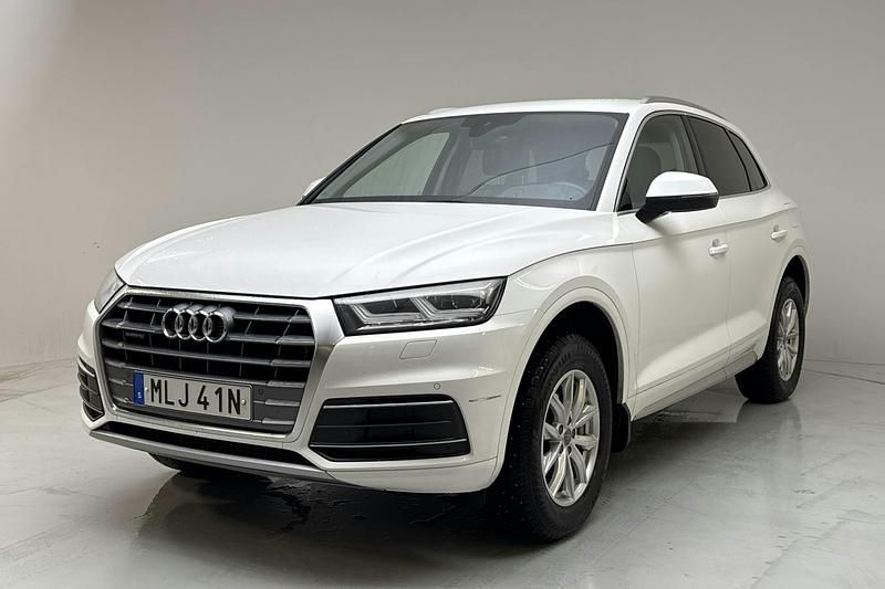 Vit Begagnad 2020 Audi Q5 SUV | 270 000 kr (Superpris) - Bild 1/4