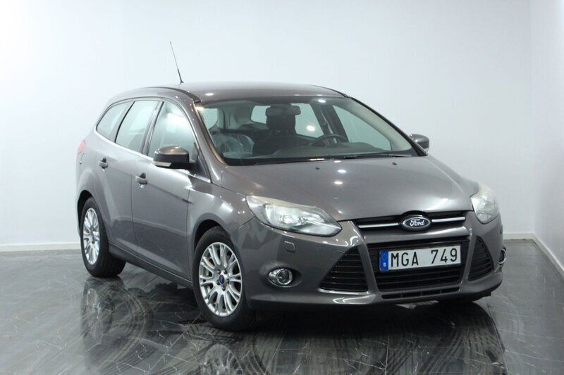 Brun Begagnad 2012 Ford Focus Titanium Kombi | 44 900 kr (Marknadspris) - Bild 1/4