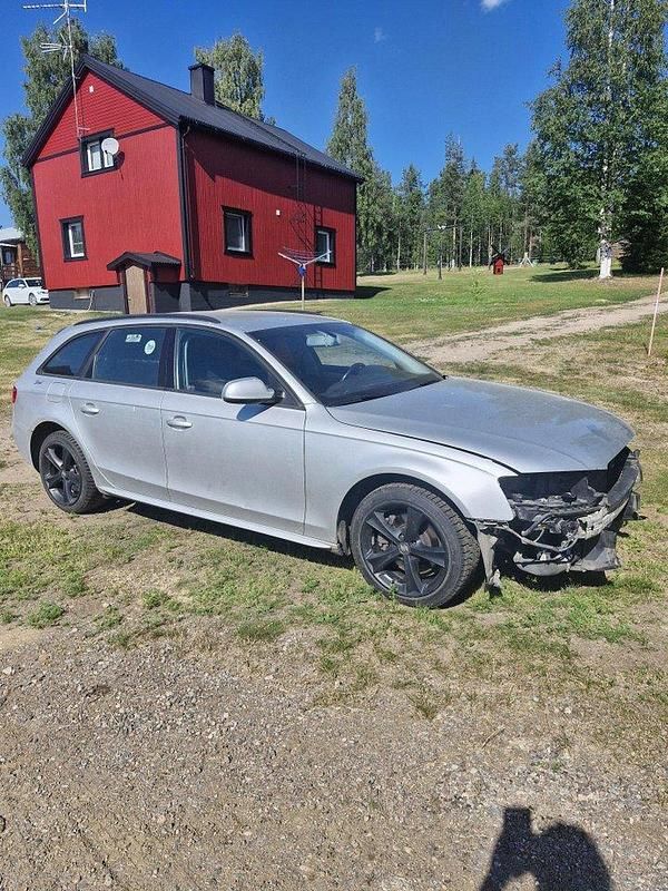 Silver Begagnad 2010 Audi A4 Kombi | 20 000 kr (Superpris) - Bild 1/2