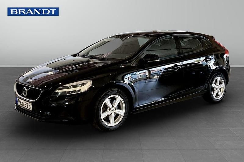 Begagnad 2018 Volvo V40 Kombi | 149 900 kr (Marknadspris) - Bild 1/4